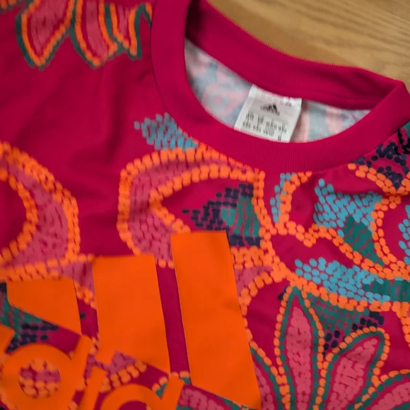 Adidas Farm Rio cropped floral shirt XS - Picture 3 of 4